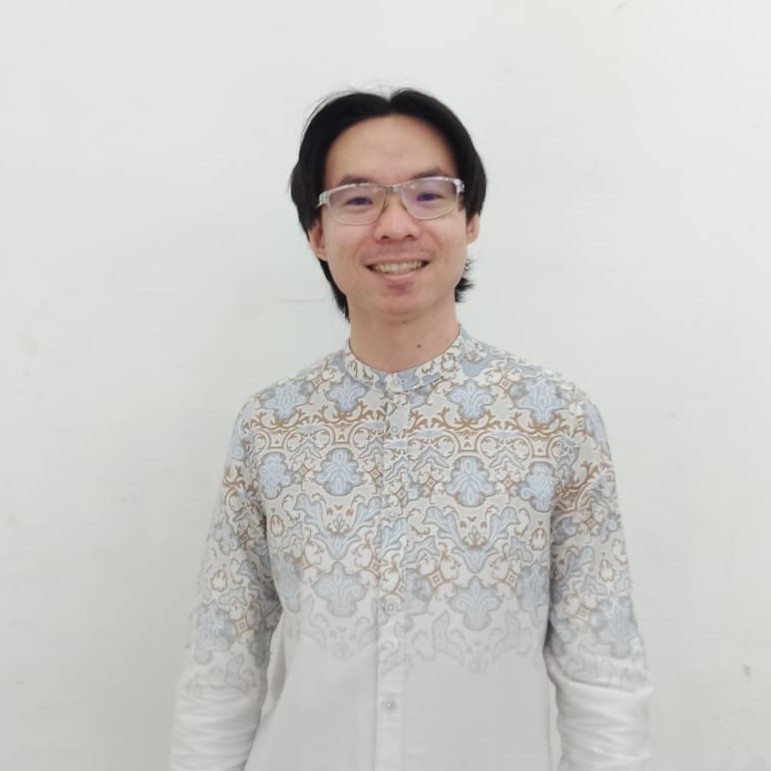 Kenzo, S.Psi., M.Psi., Psikolog